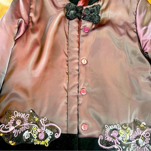 Silk embroidered warm coat, size XL, New - Picture 8 of 9